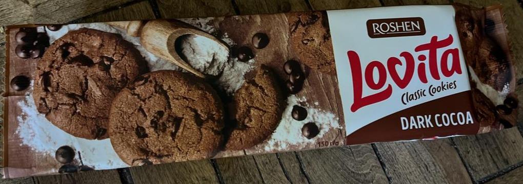 Фото - Печиво здобне з какао та кусочками глазурі lovita classic cookies dark cocoa Roshen