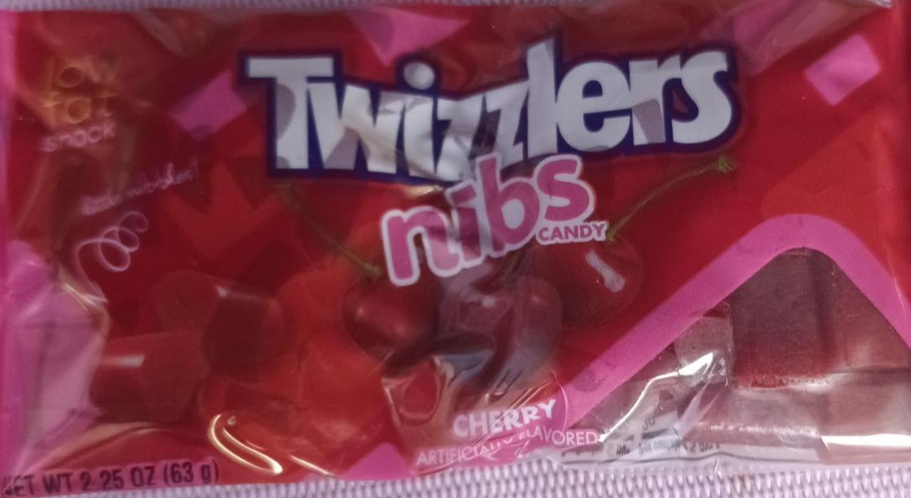 Фото - М'яка карамель nibs cherry Twizzlers