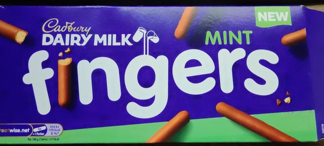 Фото - Печиво Cadbury Dairy Milk Mint Fingers Шоколадне печиво Cadbury