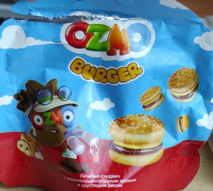Фото - Печиво-сендвіч Burger з молочним і шоколадним кремом та рисовими кульками Ozmo
