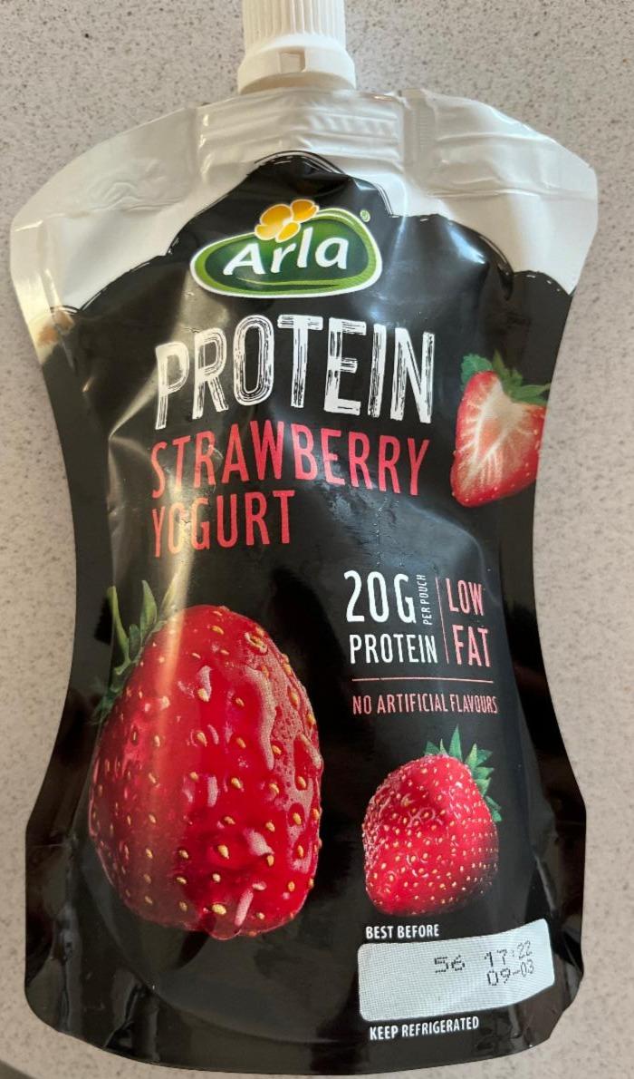 Фото - Йогурт полуничний Strawberry Yogurt Arla